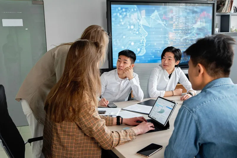AI Vì Con Người: Triết Lý Phát Triển Công Nghệ Có Tâm Của Cộng Đồng Lập Trình Viên Việt Nam