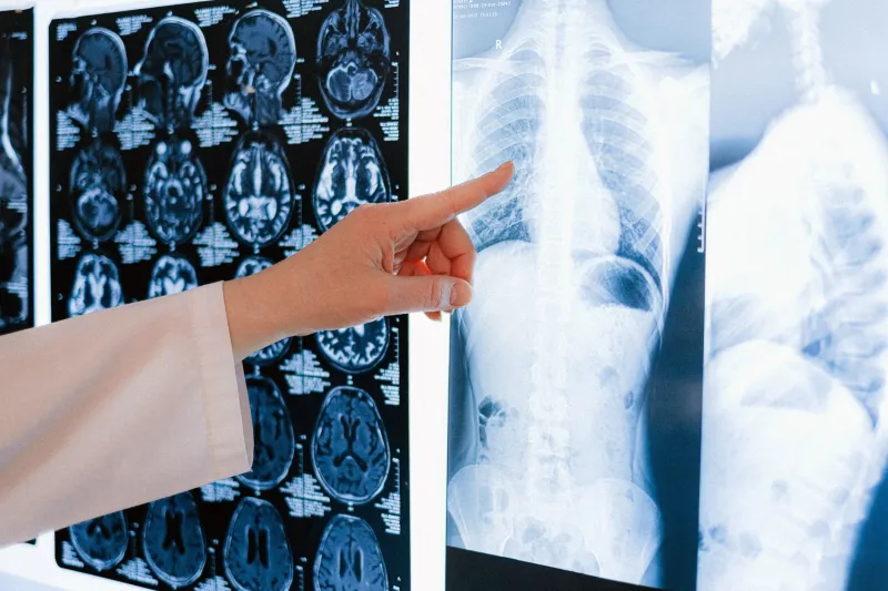 Trí Tuệ Nhân Tạo Vào Phòng Mổ: Hành Trình Số Hóa Y Tế Việt Nam Và Những Sinh Mạng Được Cứu