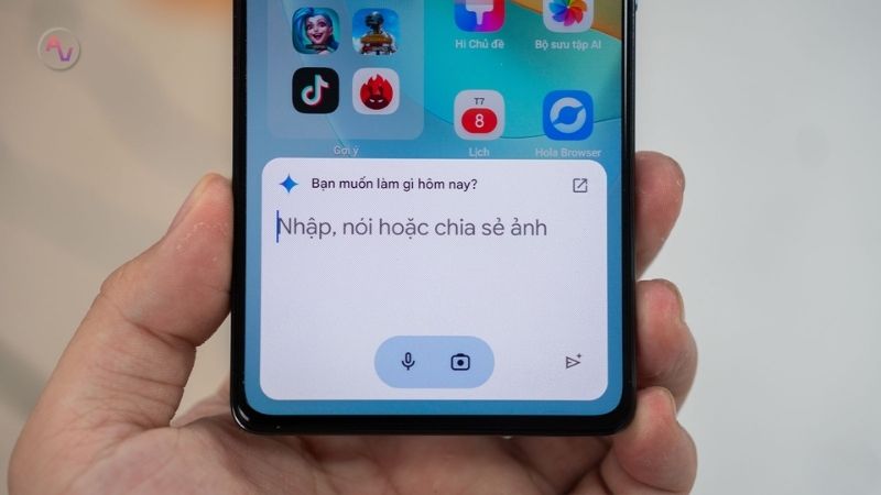 Kích hoạt Gemini và thay thế Google Assistant